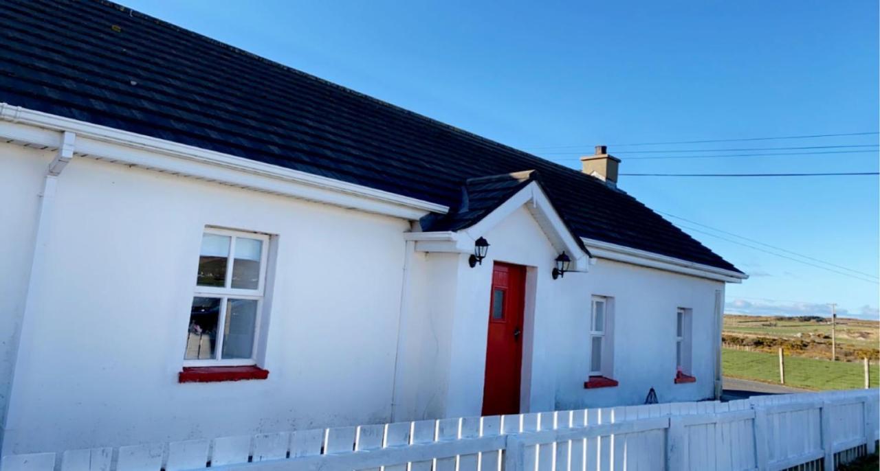 Be'S Cottage Malin Head Экстерьер фото